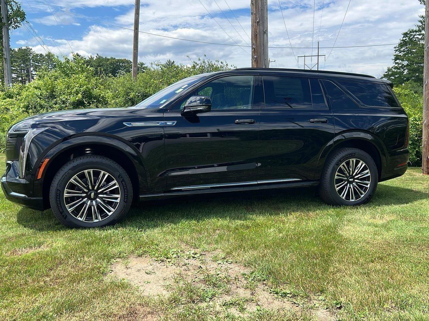 New 2026 Cadillac Escalade IQL Sport 1 image 68