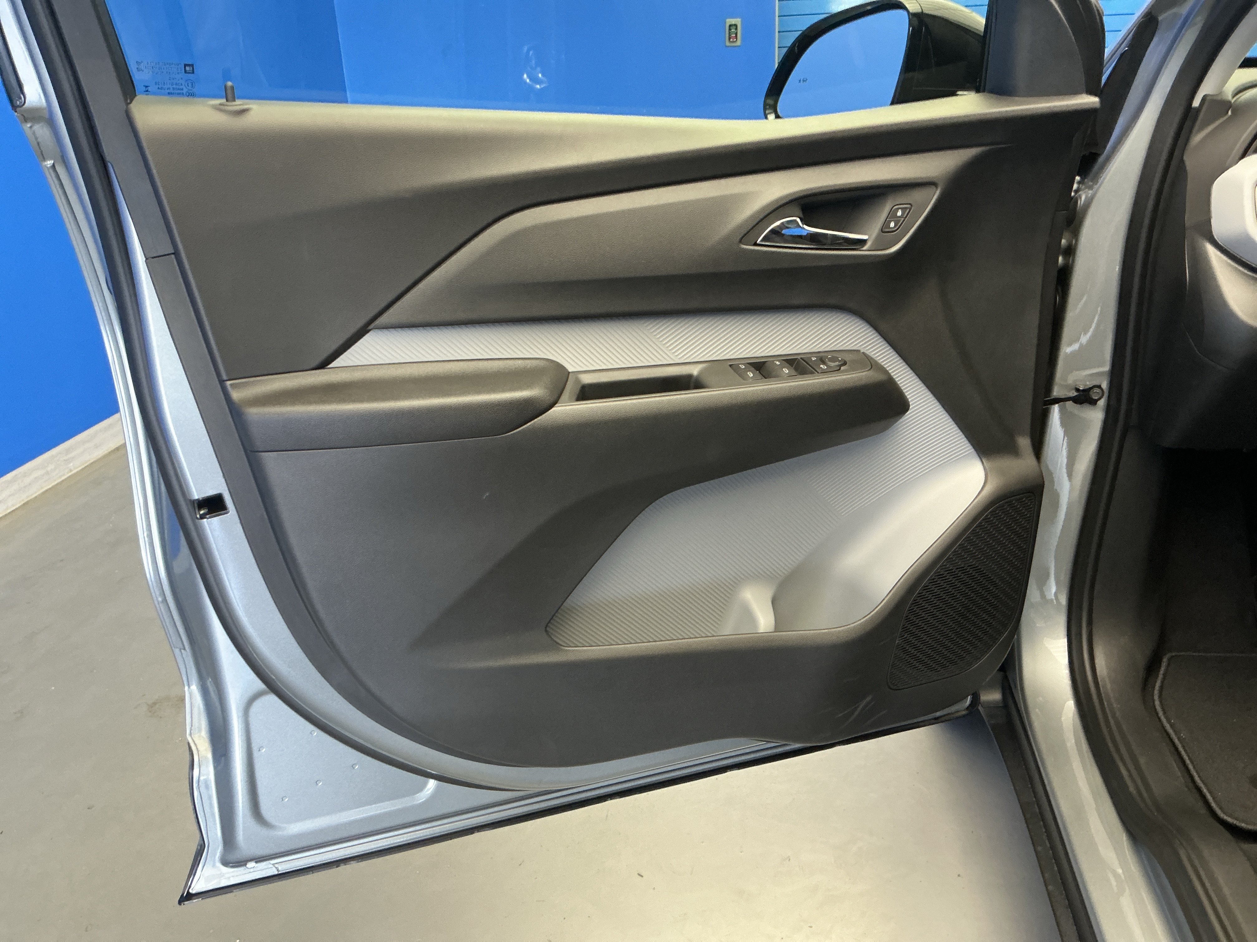 New 2027 Chevrolet Bolt LT FWD image 8