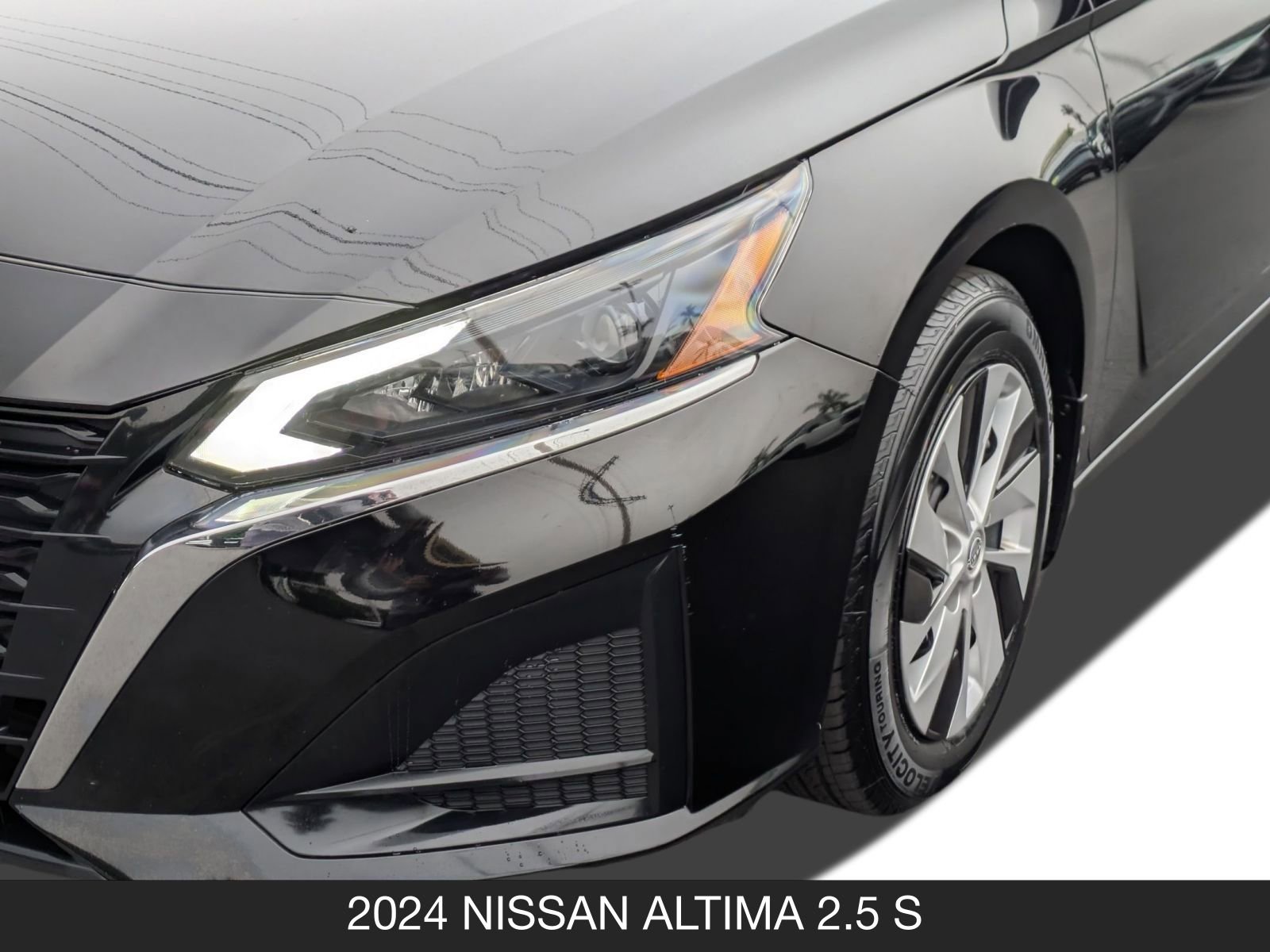 Used 2024 Nissan Altima 2.5 S image 10