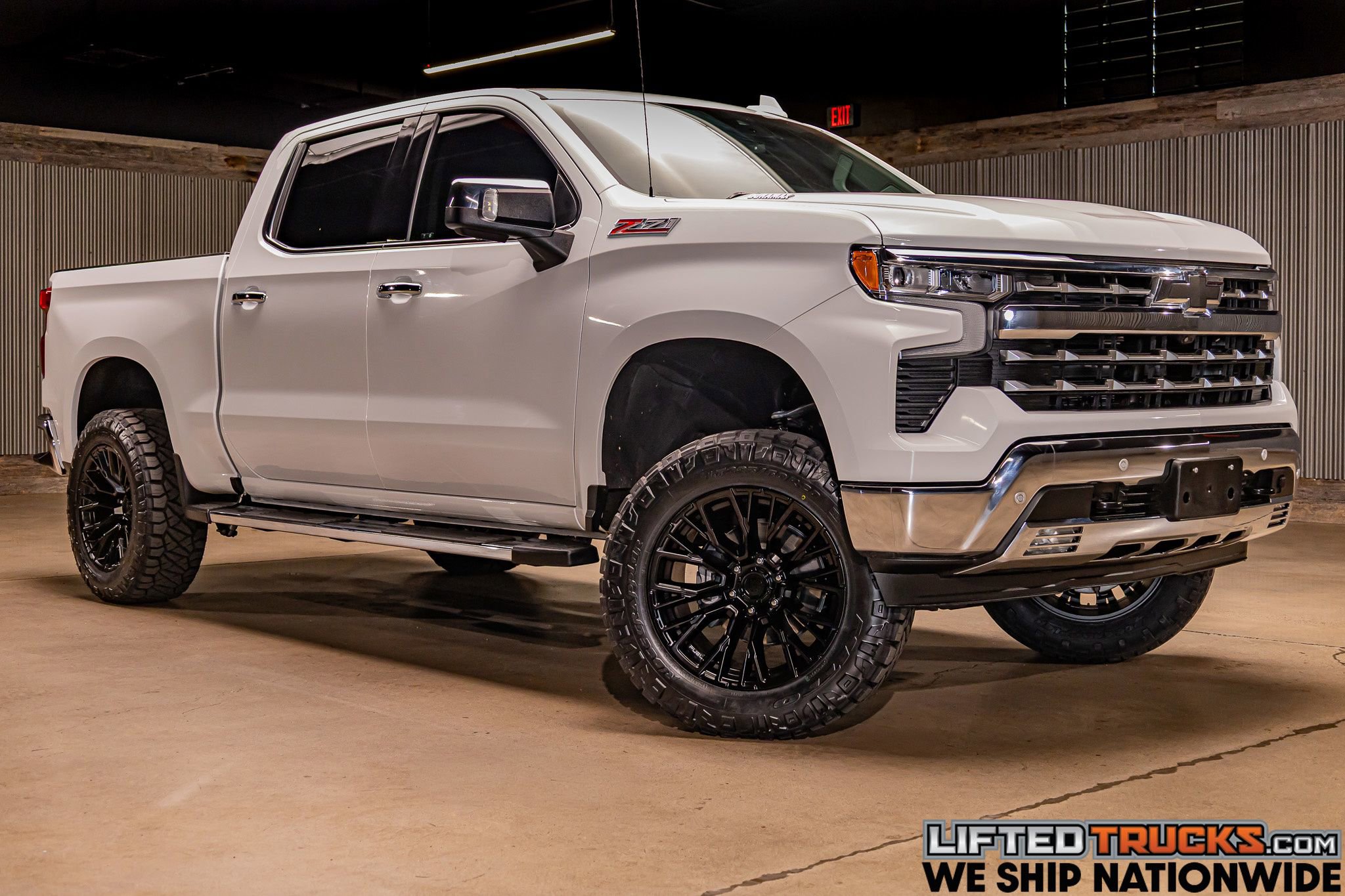 Used 2023 Chevrolet Silverado 1500 LTZ image 1
