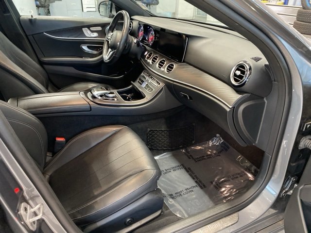 Used 2019 Mercedes-Benz E 300 4MATIC image 37