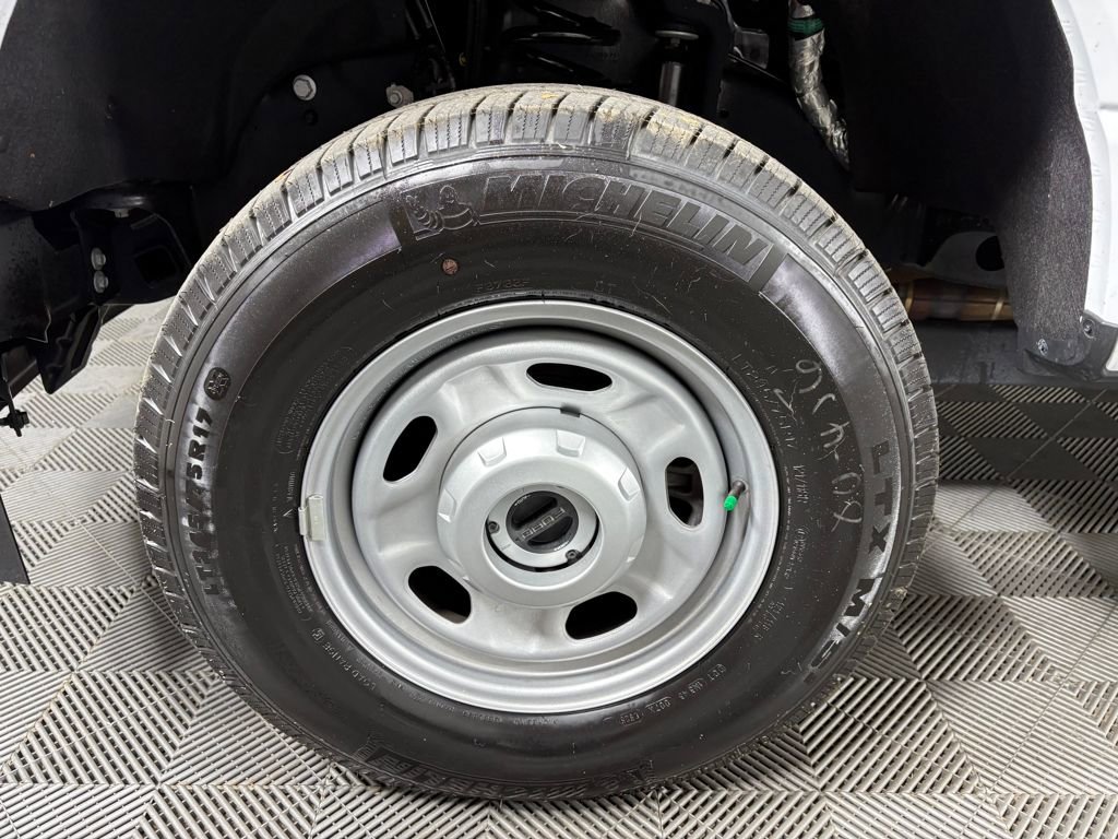 Certified 2025 Ford F350 XL w/ Snow Plow Prep Package image 11