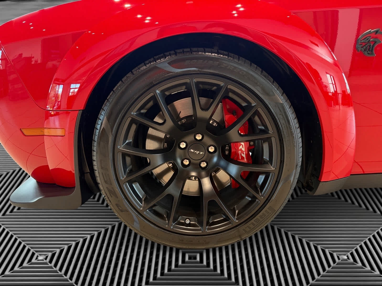Used 2023 Dodge Challenger SRT Hellcat RWD image 9