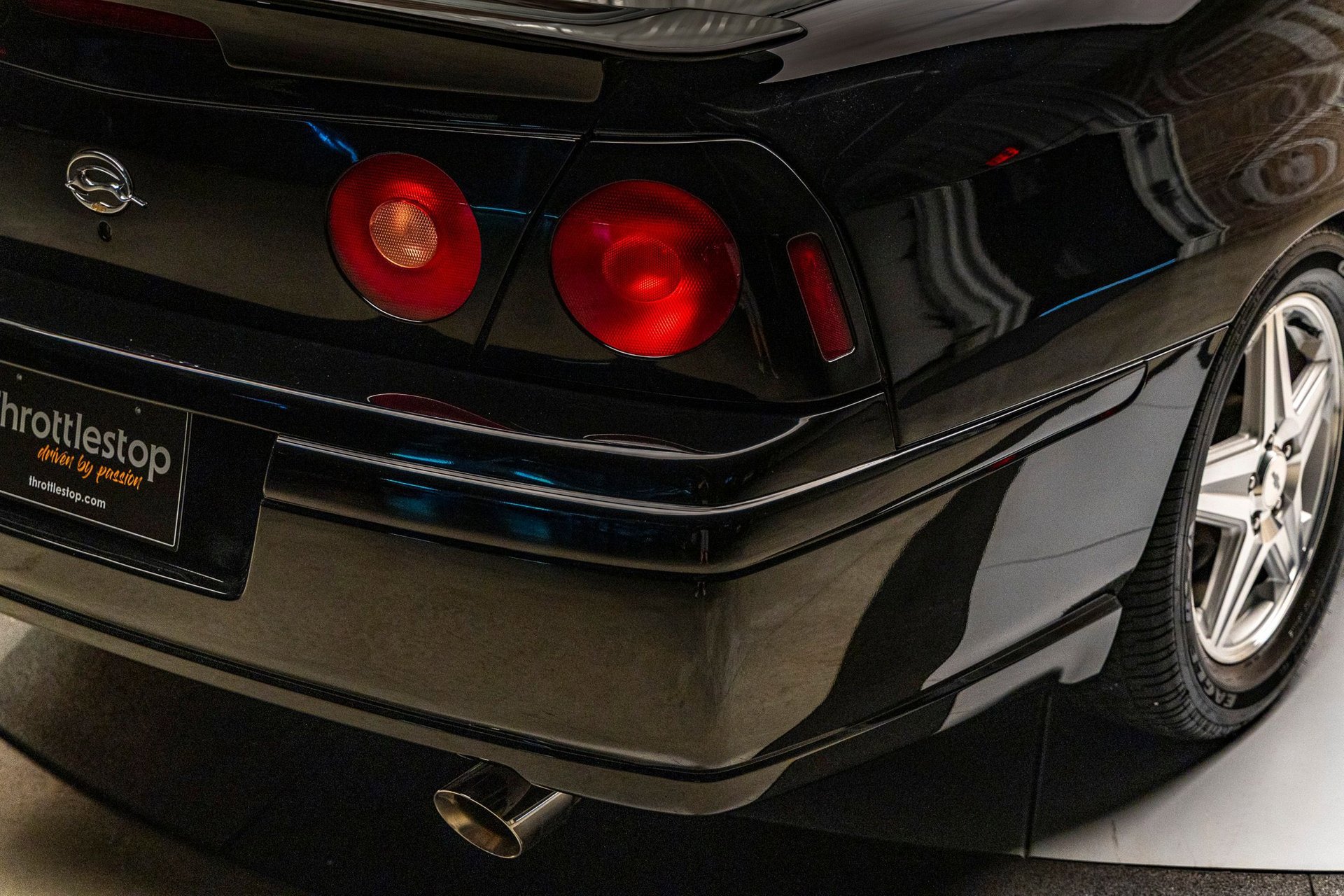 Used 2004 Chevrolet Impala SS image 30