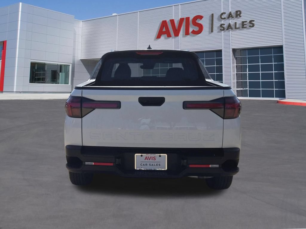 Used 2025 Hyundai Santa Cruz SEL FWD image 5