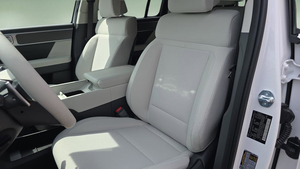 New 2026 Hyundai Santa Fe SE FWD image 14