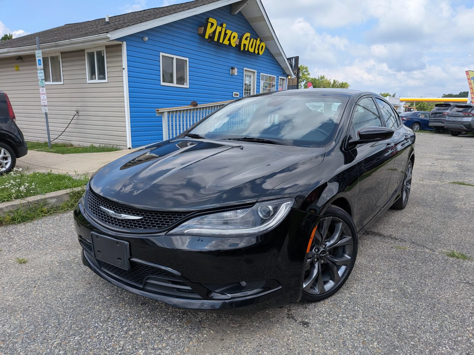 Used 2016 Chrysler 200 S w/ Navigation & Sound Group I AWD/4WD image 2