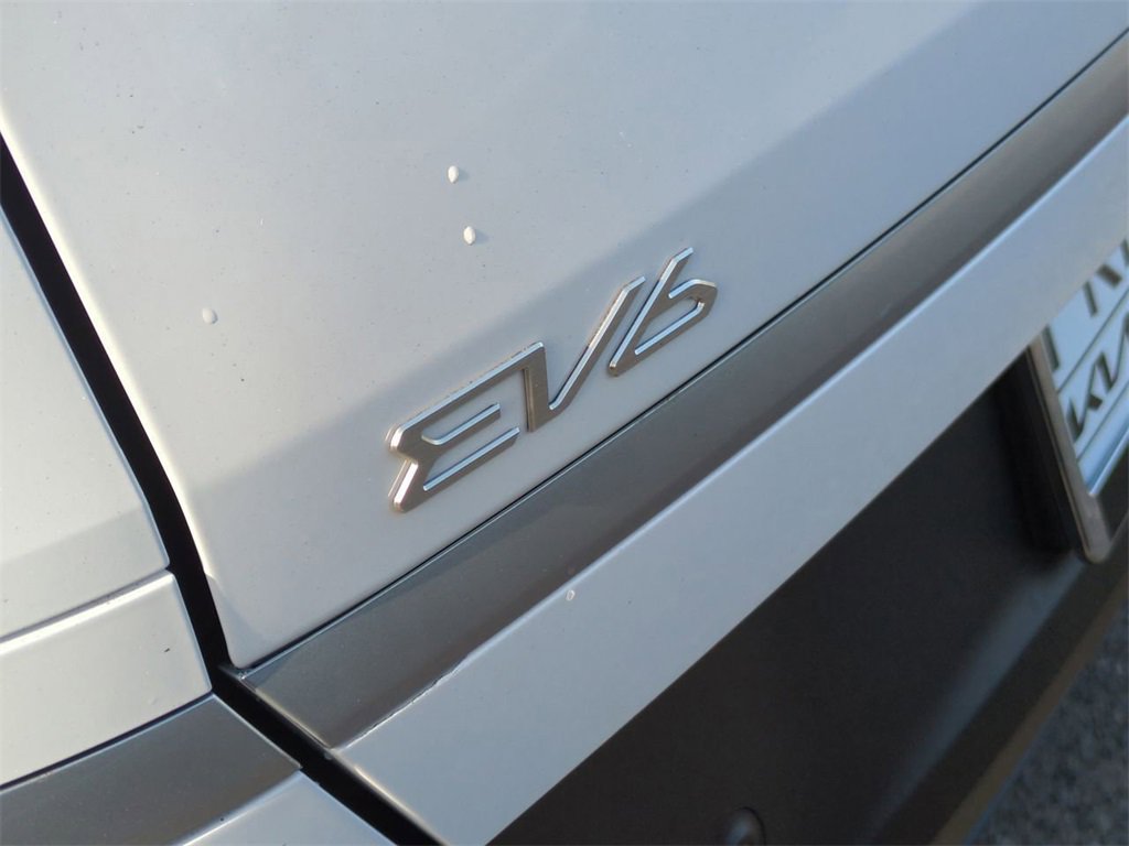New 2025 Kia EV6 Light image 29