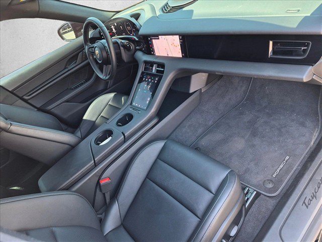 Used 2024 Porsche Taycan RWD image 21