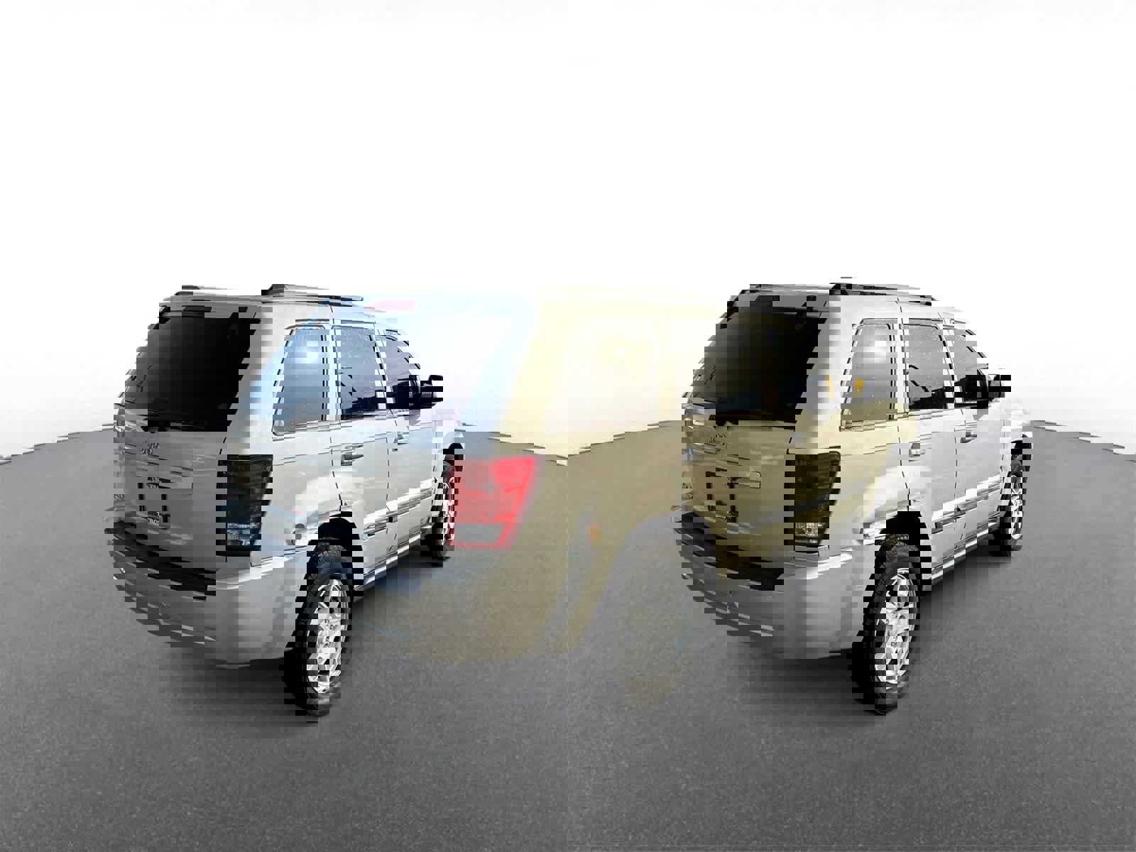 Used 2007 Jeep Grand Cherokee Laredo w/ Sun/Sound Group image 8