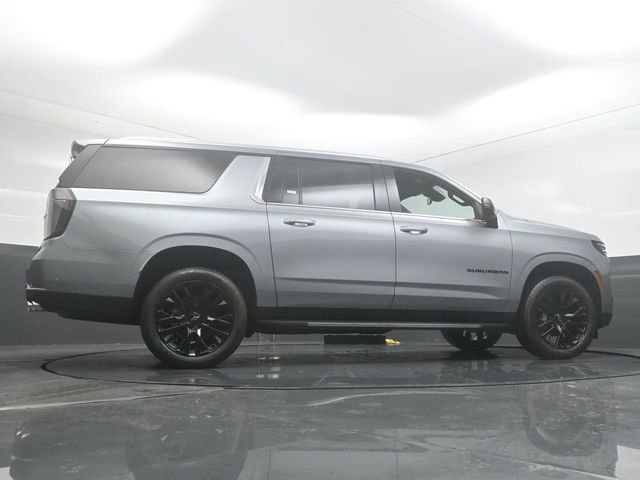New 2025 Chevrolet Suburban Premier image 32