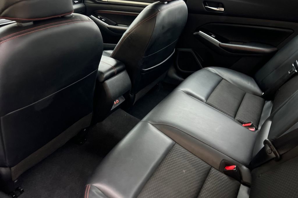 Used 2023 Nissan Altima 2.5 SR image 9