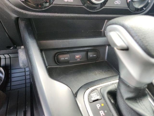 Used 2022 Kia Soul LX w/ Technology Package image 28