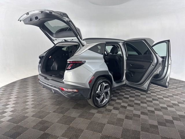Used 2023 Hyundai Tucson Limited AWD/4WD image 16