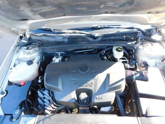 Used 2008 Buick Lucerne CX image 17