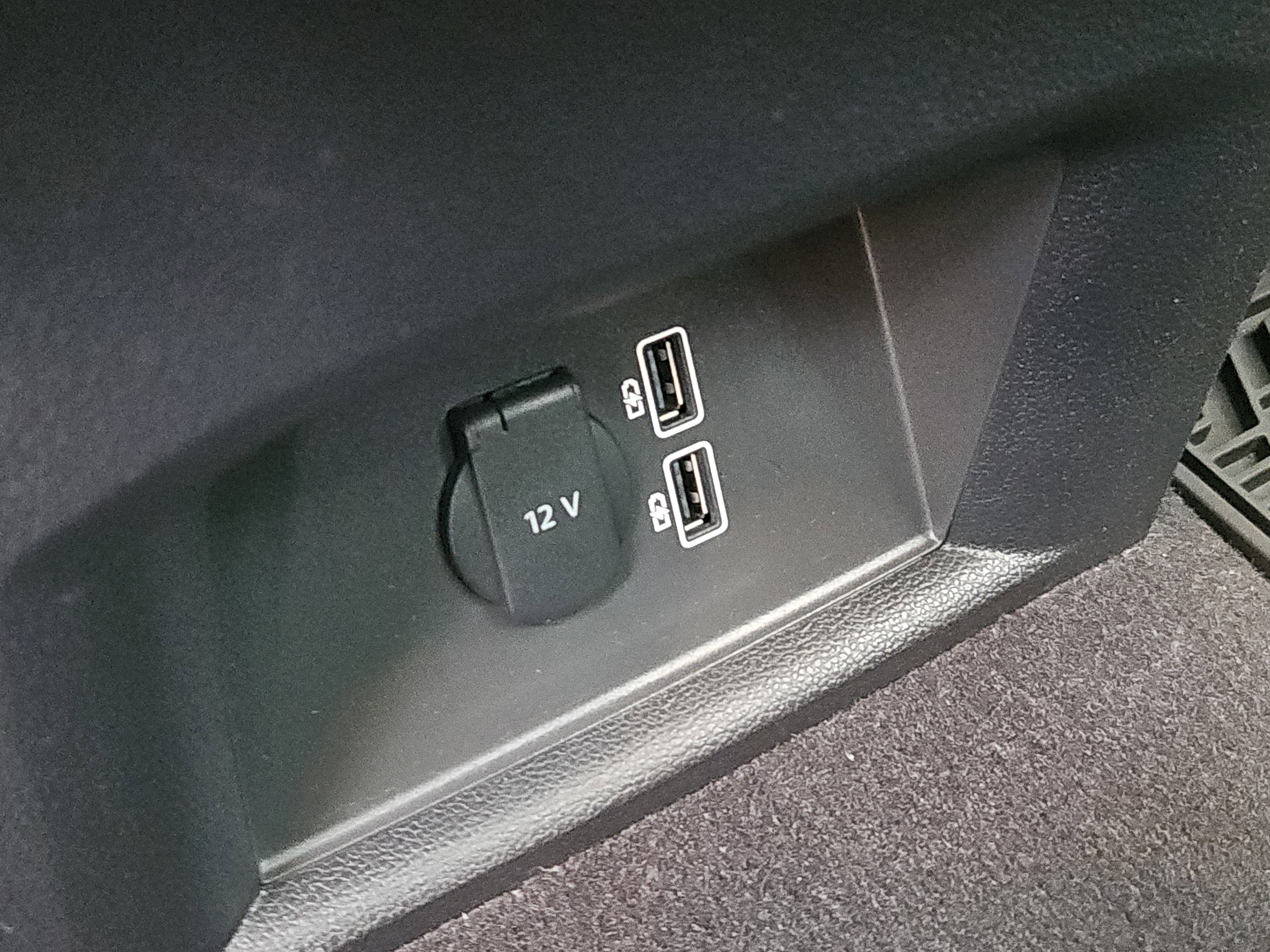 Used 2019 Volkswagen Atlas SE w/ Panoramic Sunroof Package image 13