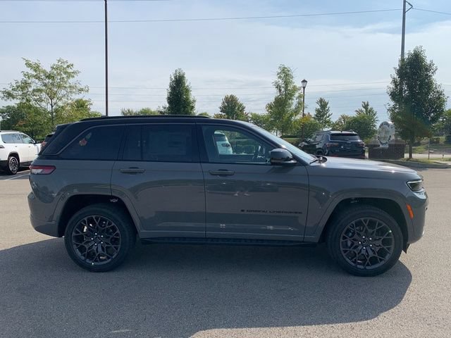 New 2027 Jeep Grand Cherokee Summit AWD/4WD image 7