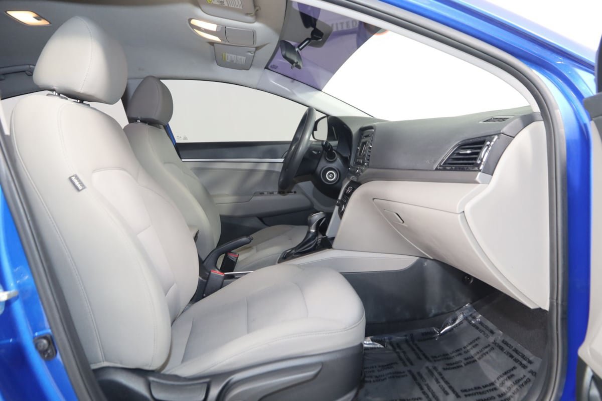 Used 2018 Hyundai Elantra SE FWD image 9