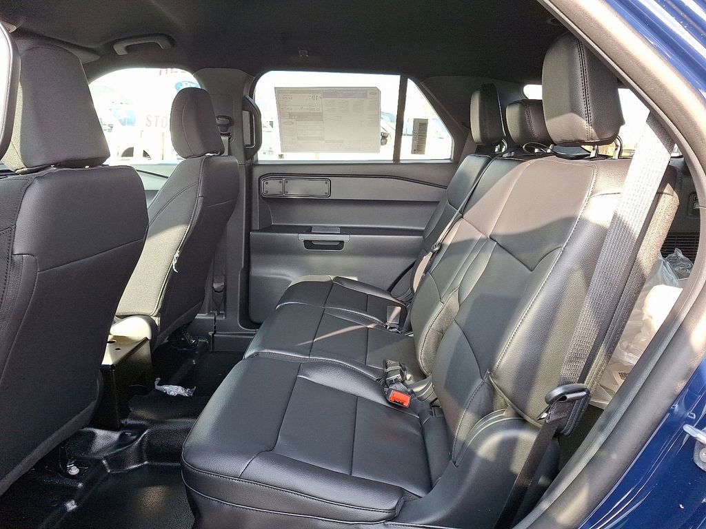 New 2025 Ford Explorer Base image 6