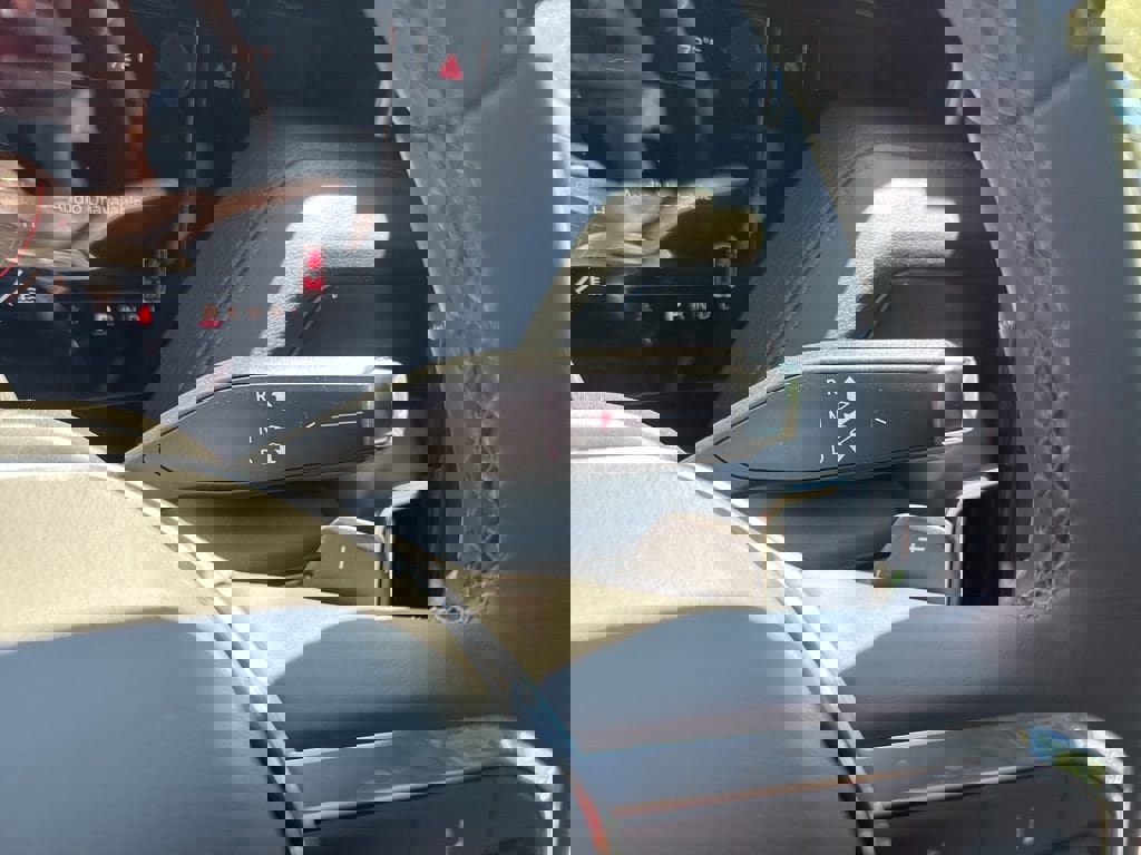 New 2025 GMC Yukon XL Denali w/ Denali Reserve Package image 31