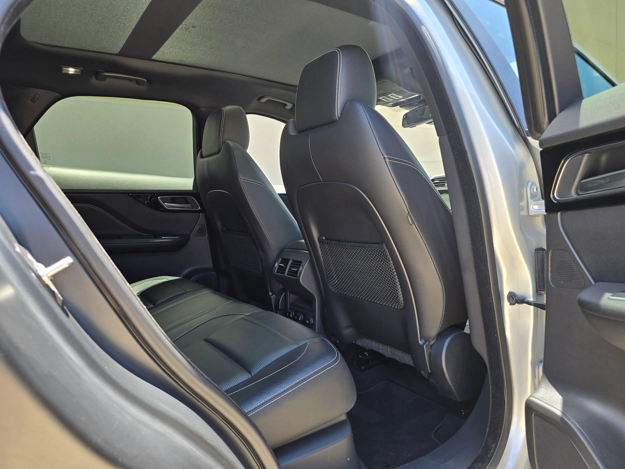 Used 2017 Jaguar F-PACE R-Sport AWD/4WD image 59