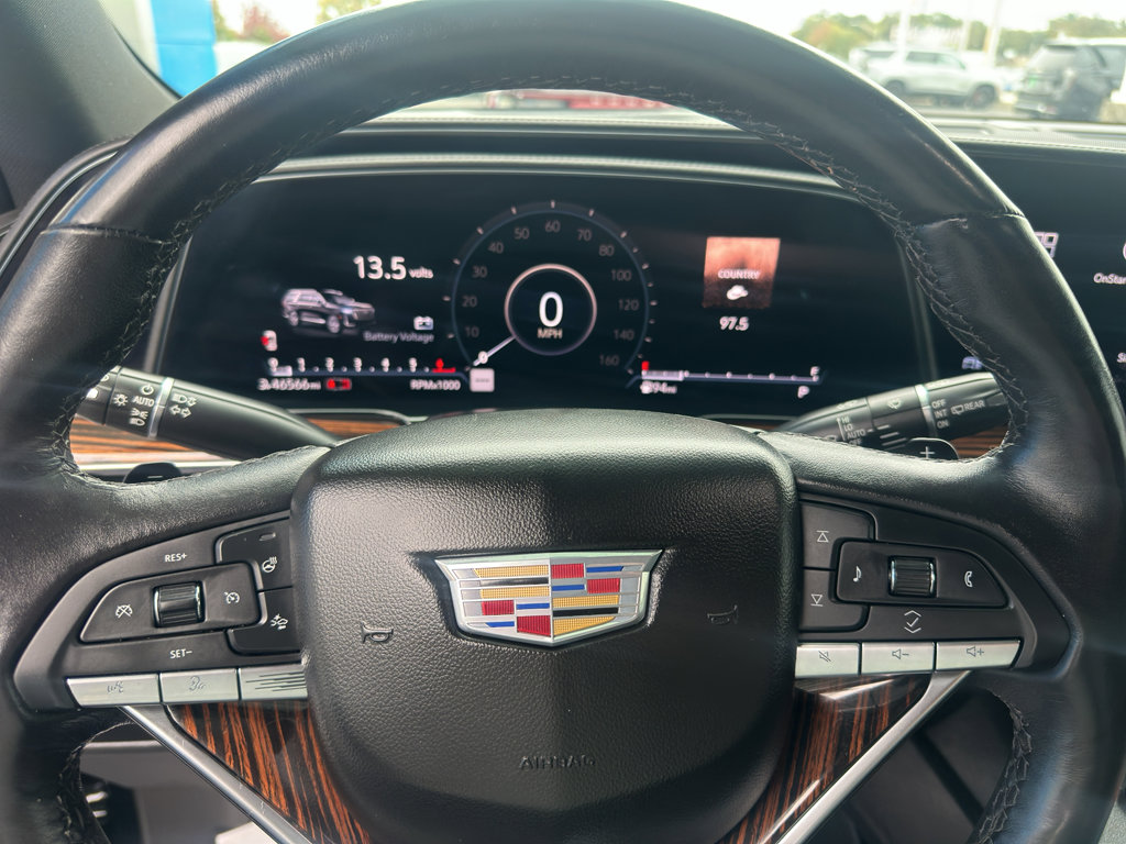 Used 2021 Cadillac Escalade Premium Luxury image 29