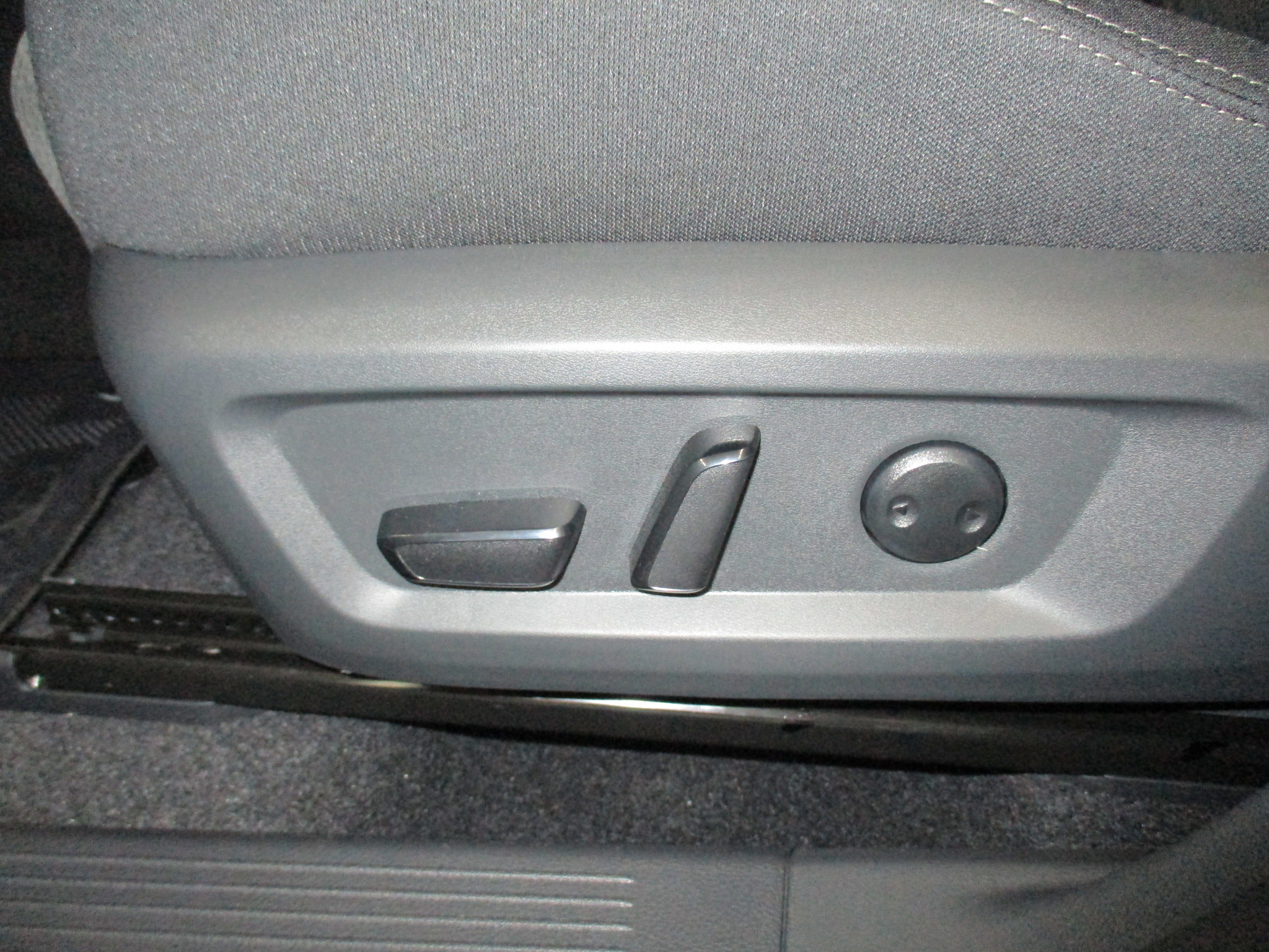 New 2026 Nissan Rogue SV w/ Cold Weather Package image 17