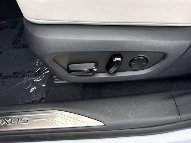 Certified 2025 Lexus RX 350 F Sport w/ Convenience Package image 12