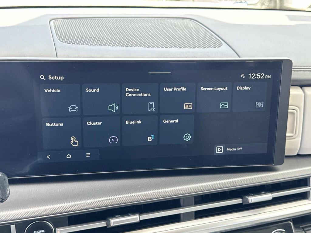 Certified 2025 Hyundai Santa Fe SEL image 12