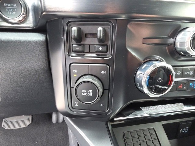 New 2025 Ford F250 Lariat w/ Lariat Ultimate Package image 33