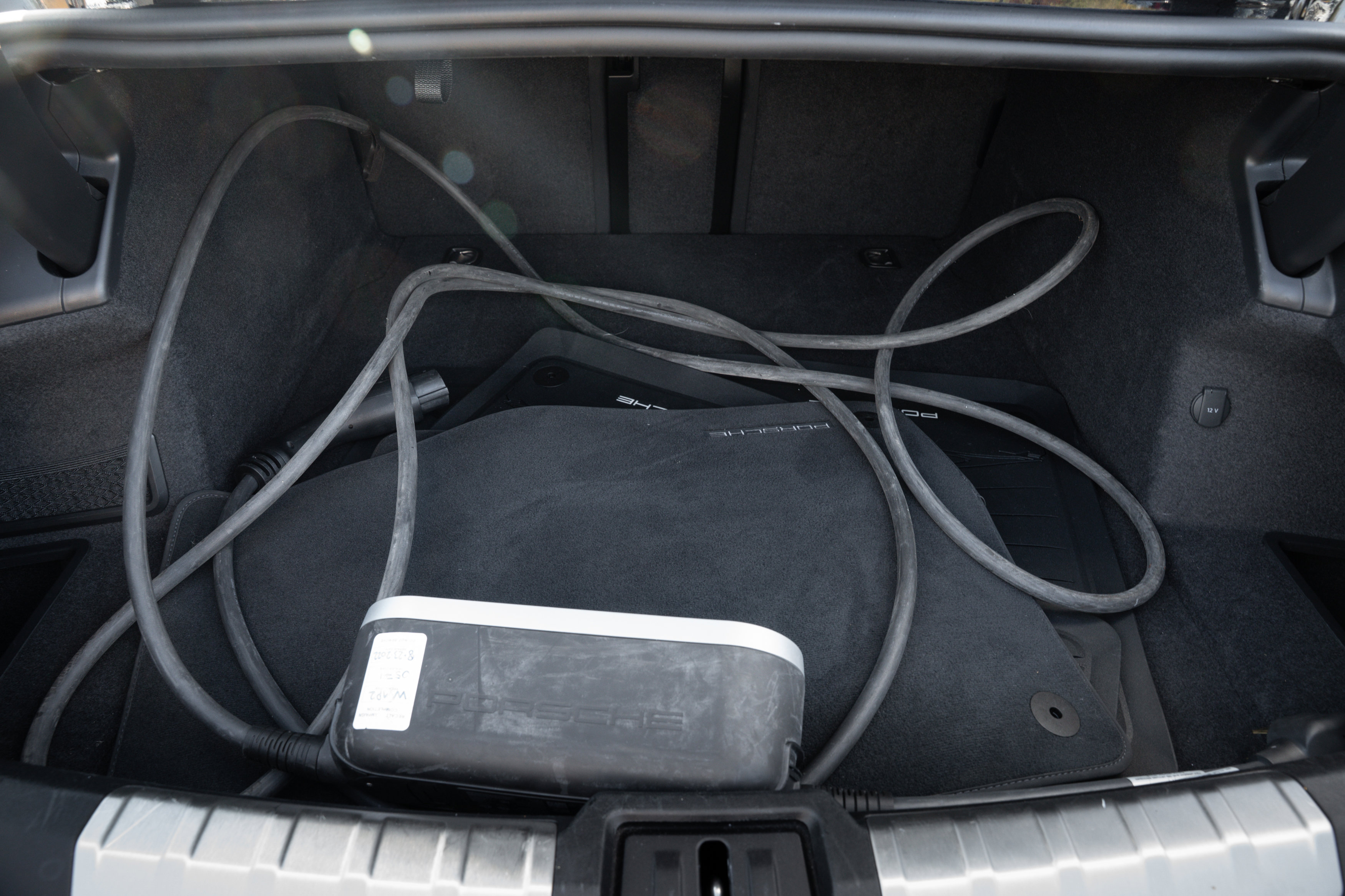 Used 2021 Porsche Taycan 4S image 29