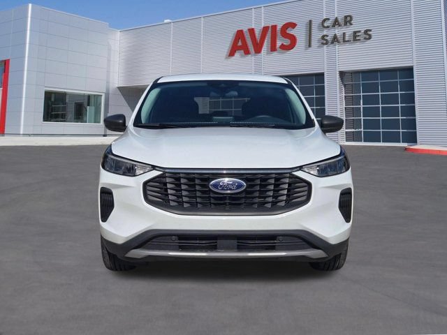 Used 2025 Ford Escape Active AWD/4WD image 2