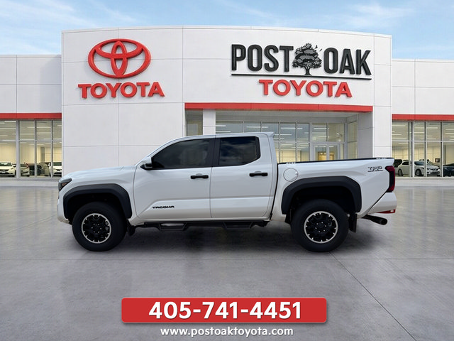 Used 2026 Toyota Land Cruiser w/ Premium Package AWD/4WD image 4