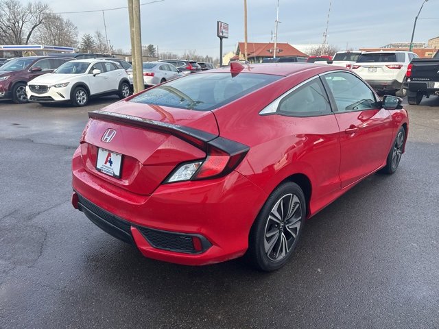 Used 2017 Honda Civic EX-T image 3