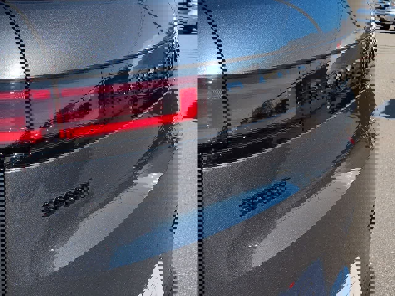 New 2026 Land Rover Range Rover Sport Dynamic SE AWD/4WD image 12