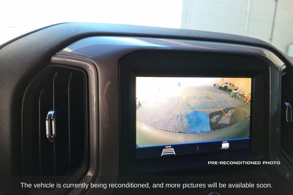 Used 2021 Chevrolet Silverado 1500 Custom RWD image 17