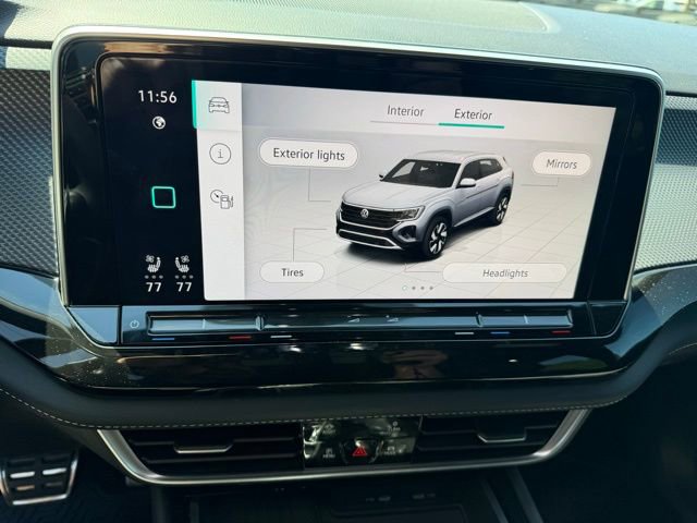 Used 2025 Volkswagen Atlas Cross Sport SEL R-Line AWD/4WD image 15