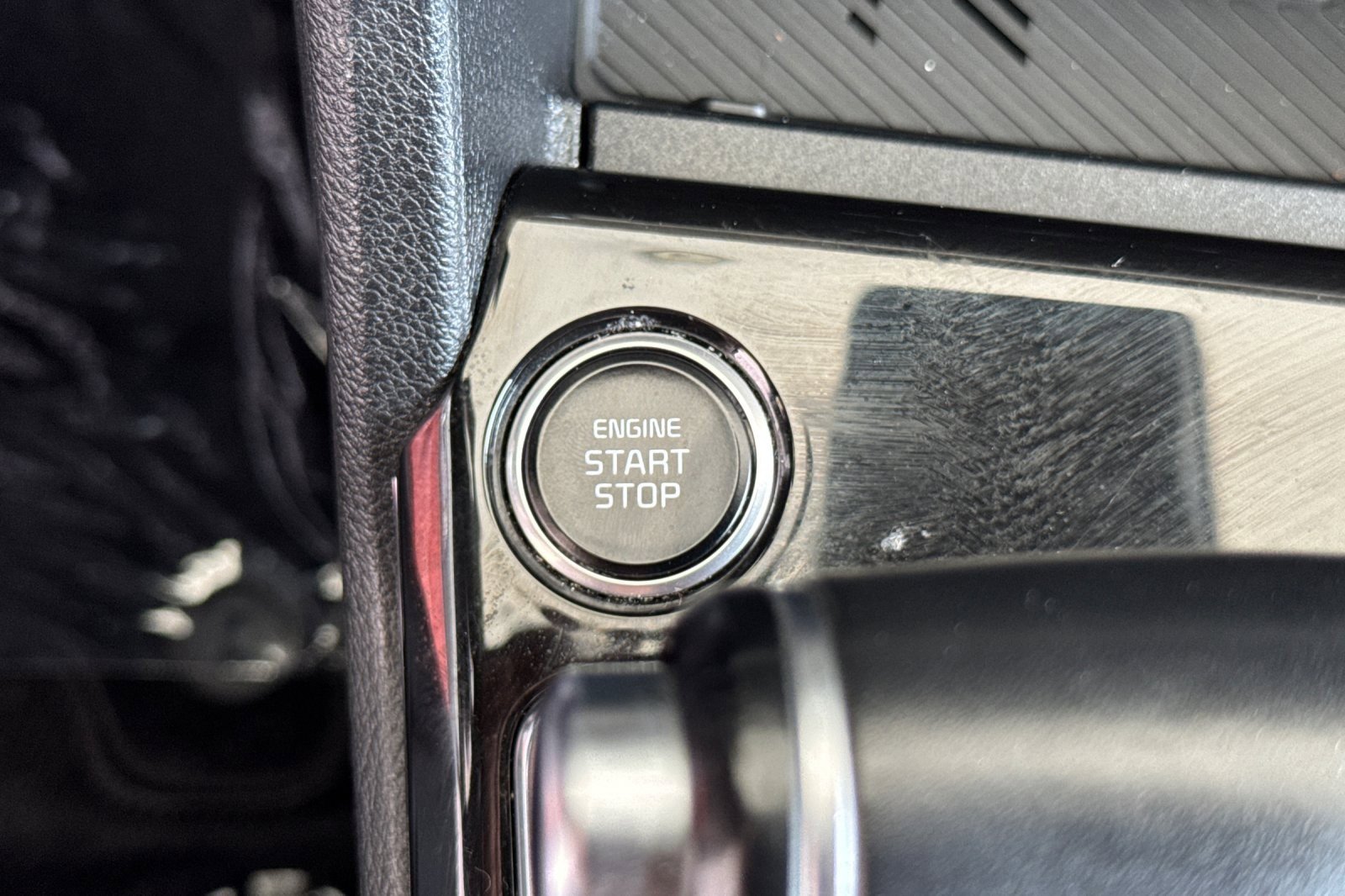 Used 2023 Kia Sportage SX image 22