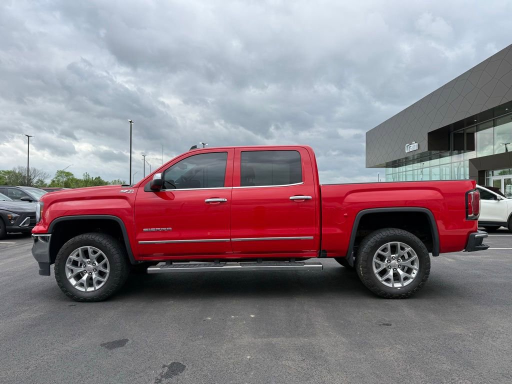 Used 2018 GMC Sierra 1500 SLT w/ SLT Premium Package image 9