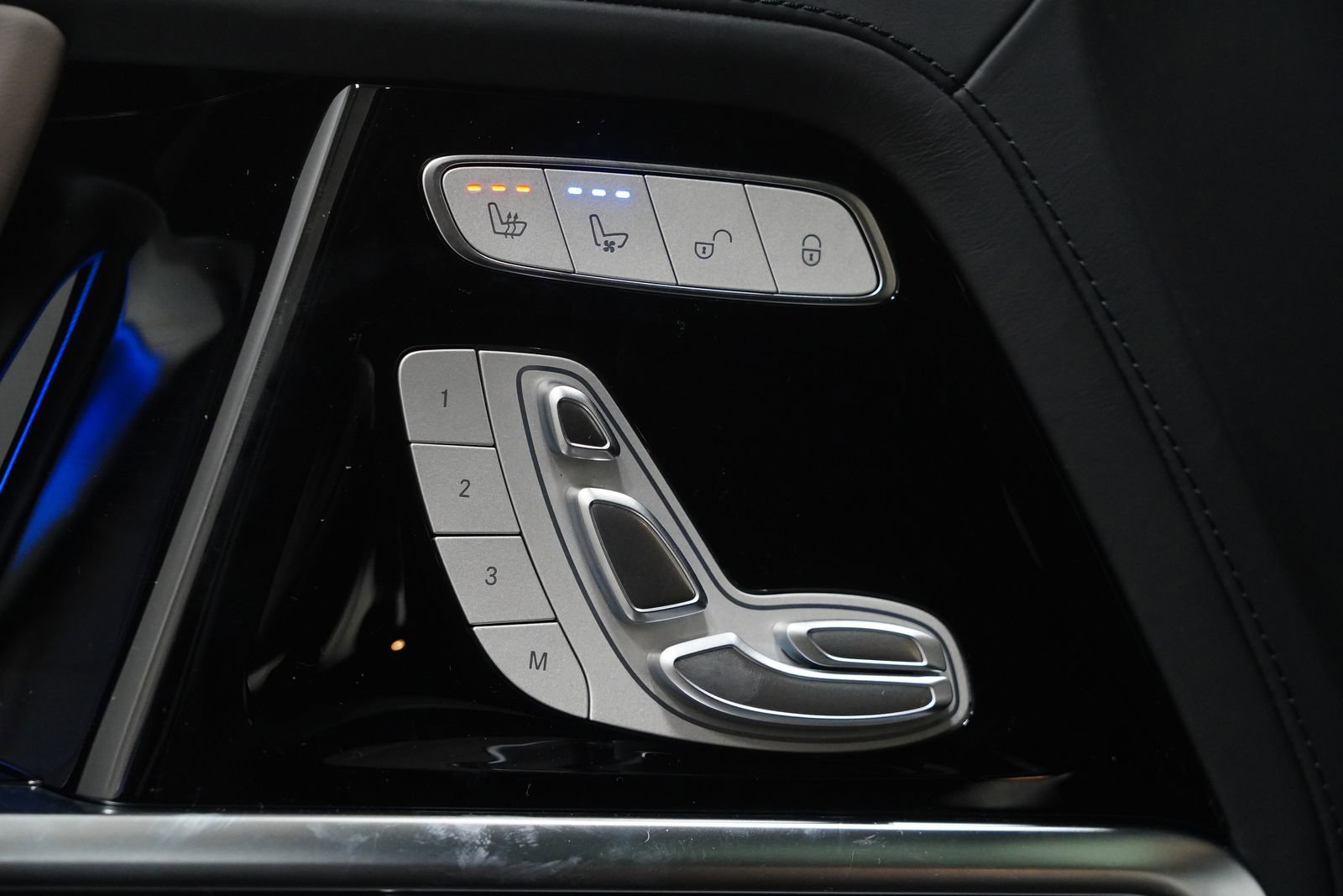 New 2026 Mercedes-Benz G 550 image 33