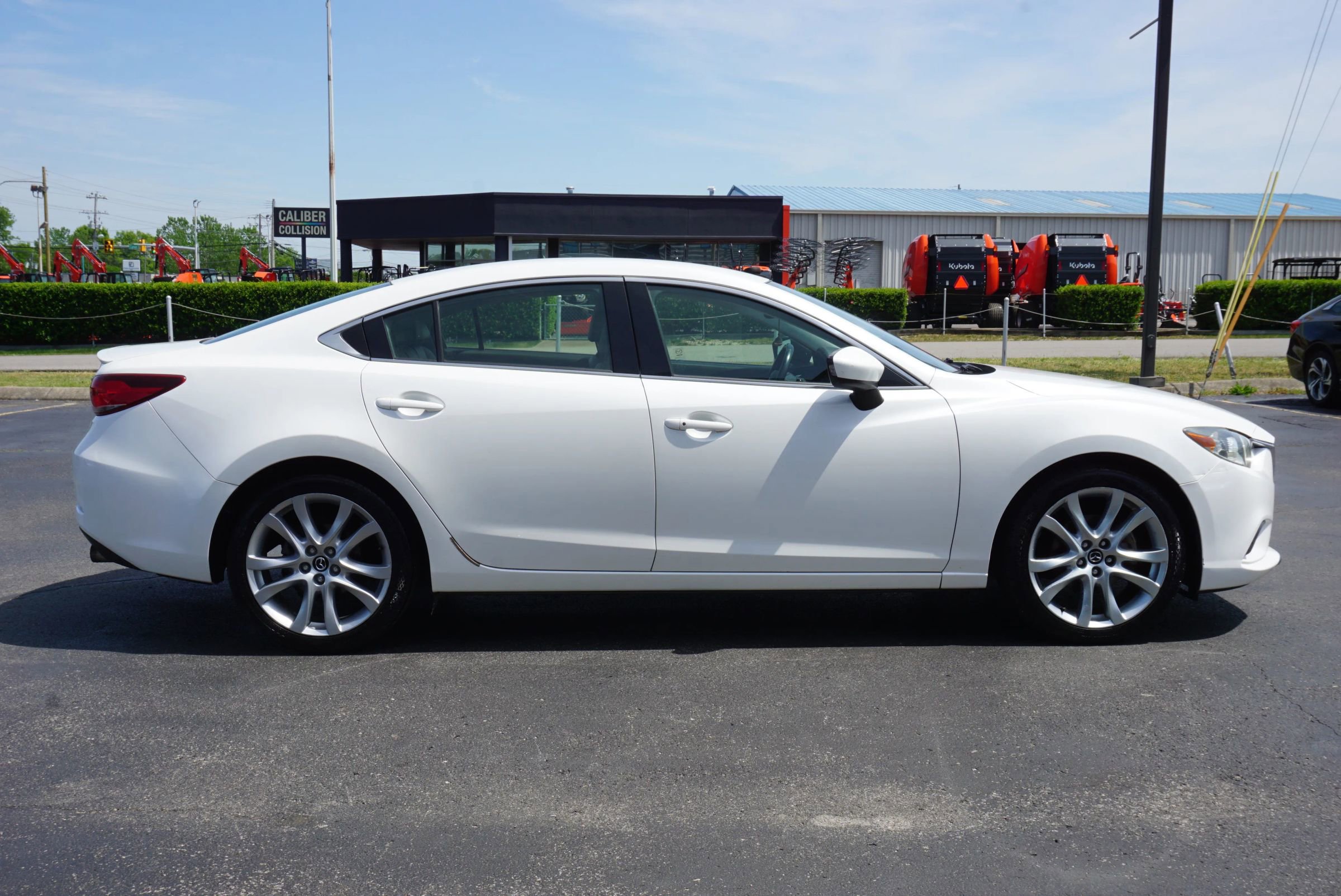 Used 2014 MAZDA MAZDA6 Touring w/ Touring Technology Package FWD image 4