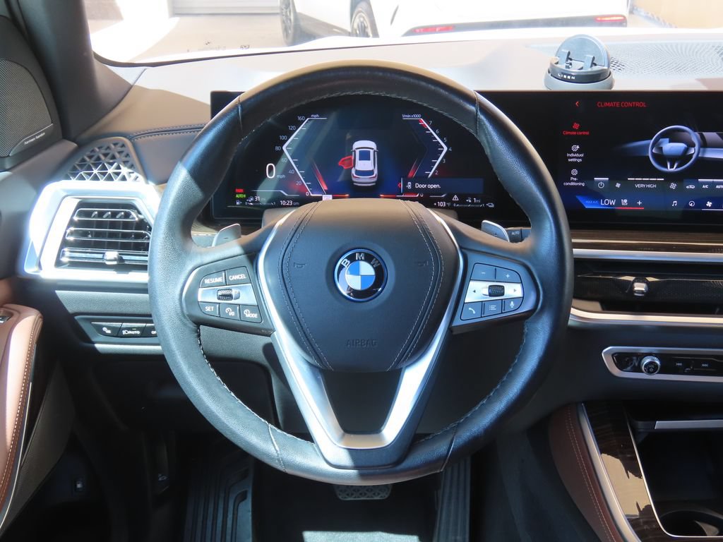 Used 2024 BMW X5 xDrive50e w/ Parking Assistance Package AWD/4WD image 6