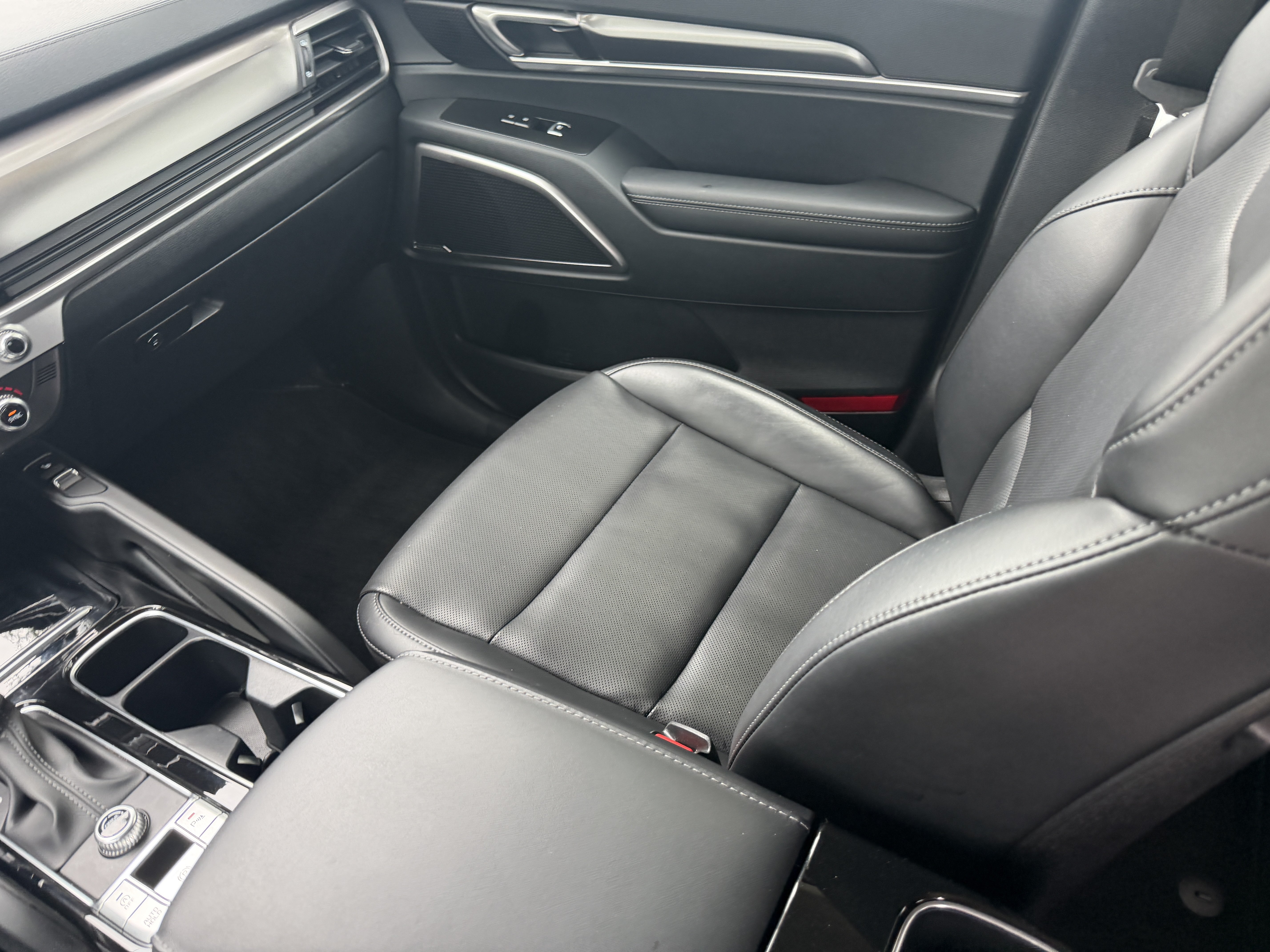 Certified 2024 Kia Telluride S FWD image 16