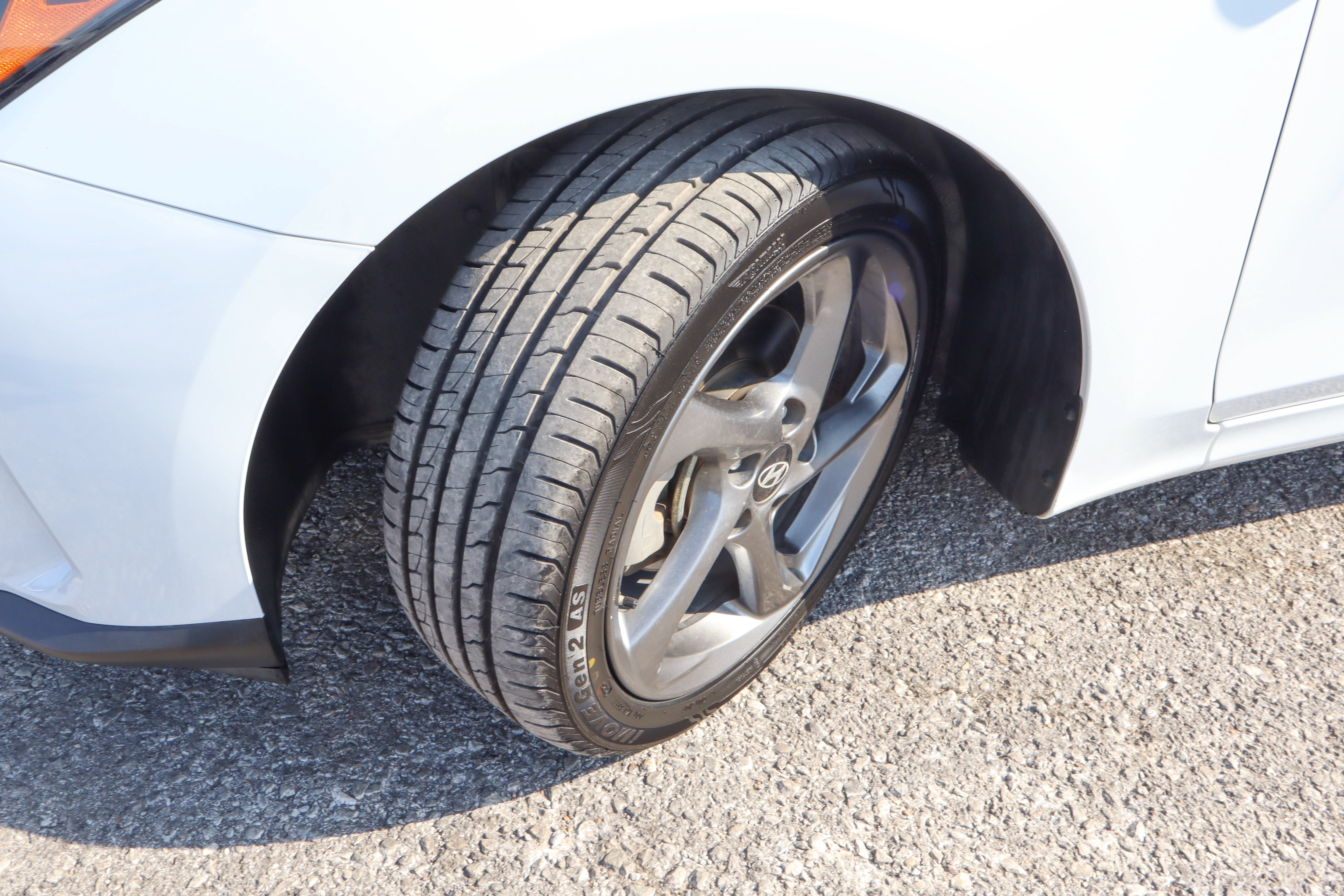 Used 2019 Hyundai Veloster 2.0 FWD image 14
