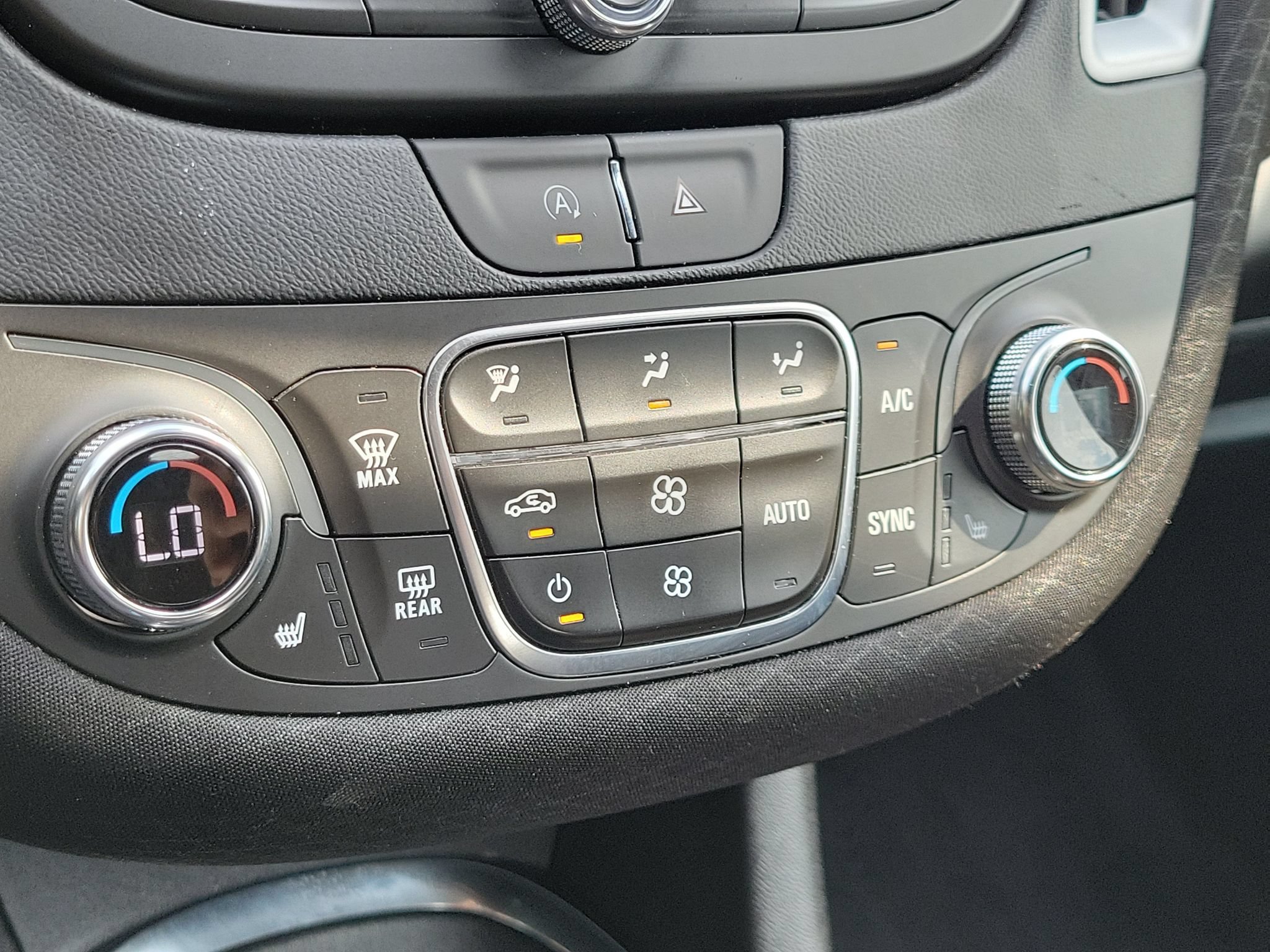 Used 2024 Chevrolet Malibu LT FWD image 20