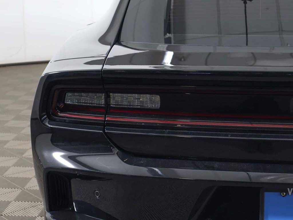 Used 2024 Dodge Charger R/T w/ Plus Group image 16