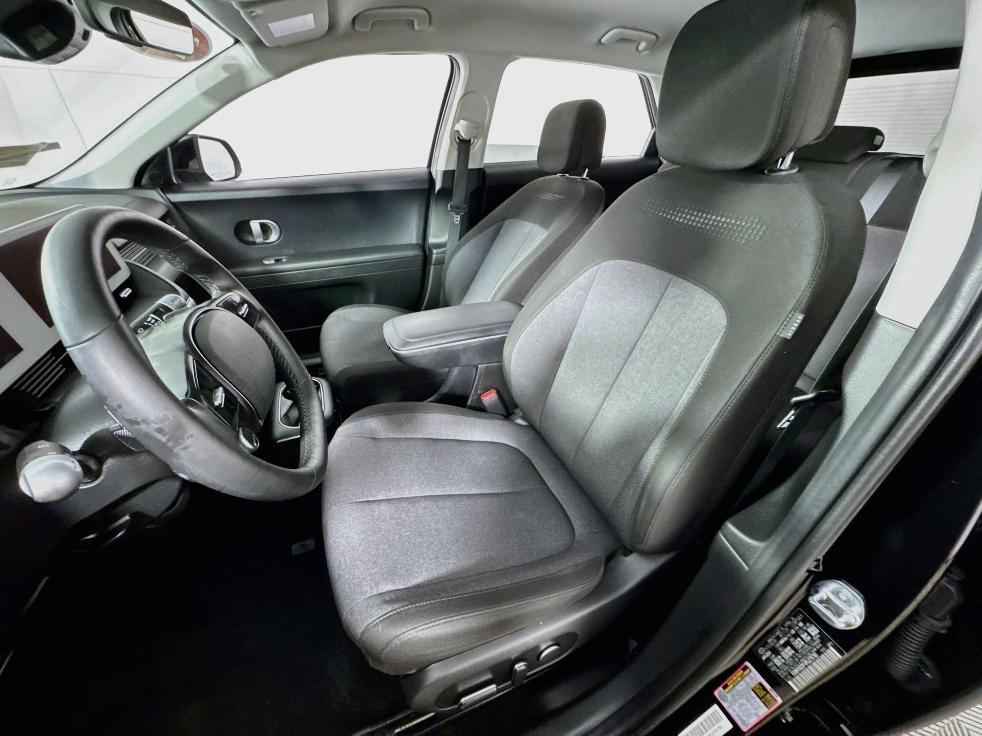 Used 2024 Hyundai Ioniq 5 SEL AWD/4WD image 14