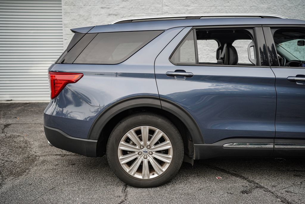 Used 2021 Ford Explorer Limited w/ Equipment Group 301A RWD image 15