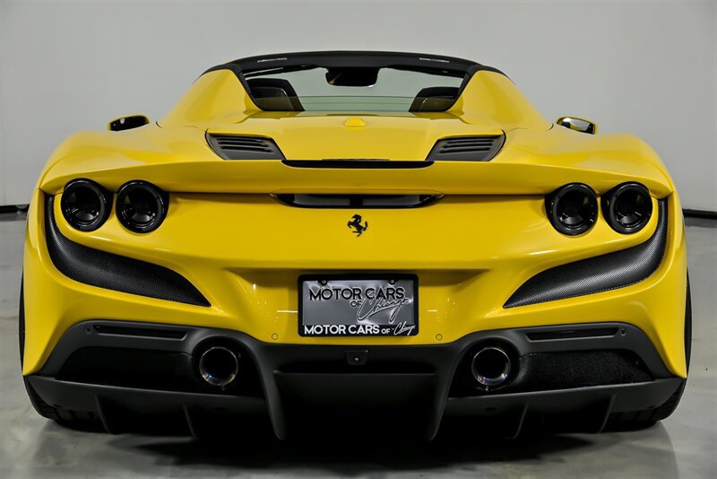 Used 2021 Ferrari F8 Tributo RWD image 11