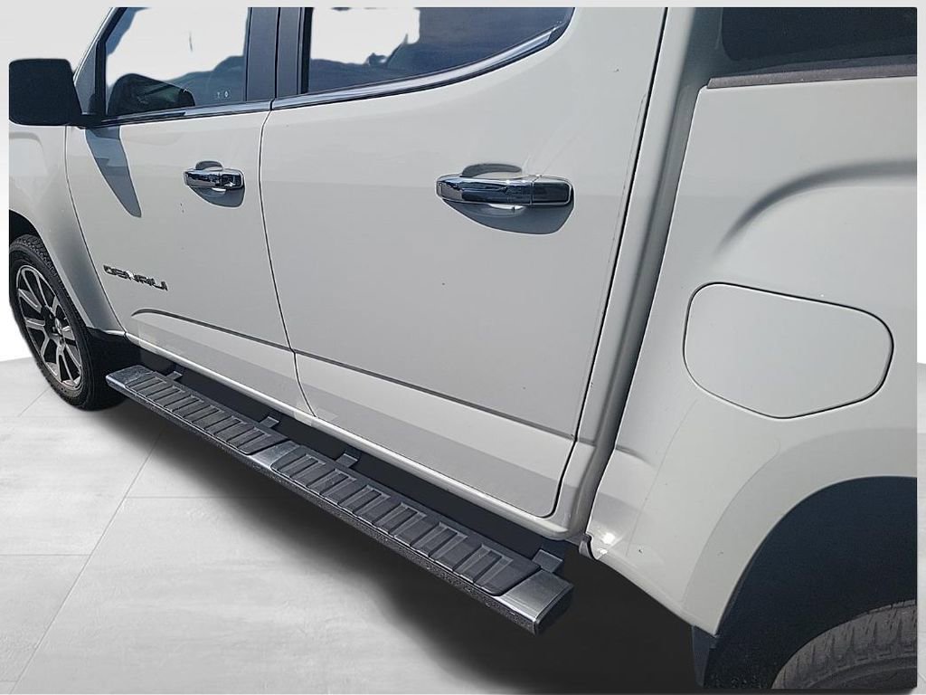 Used 2022 GMC Canyon Denali image 18